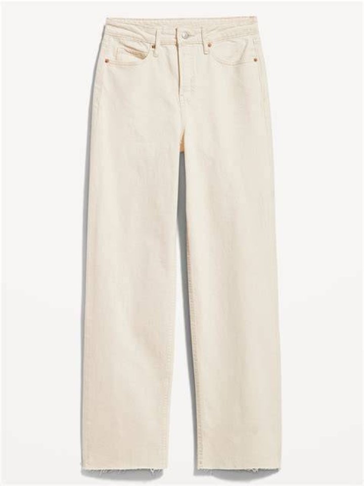 What are ecru jeans?