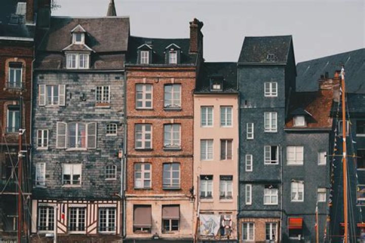 What are the benefits of buying a property in an opportunity zone?