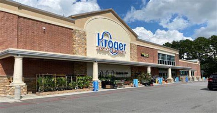 What are the hours for Kroger?