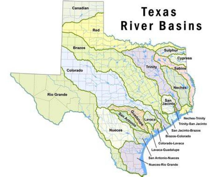 What are the three border rivers in Texas?