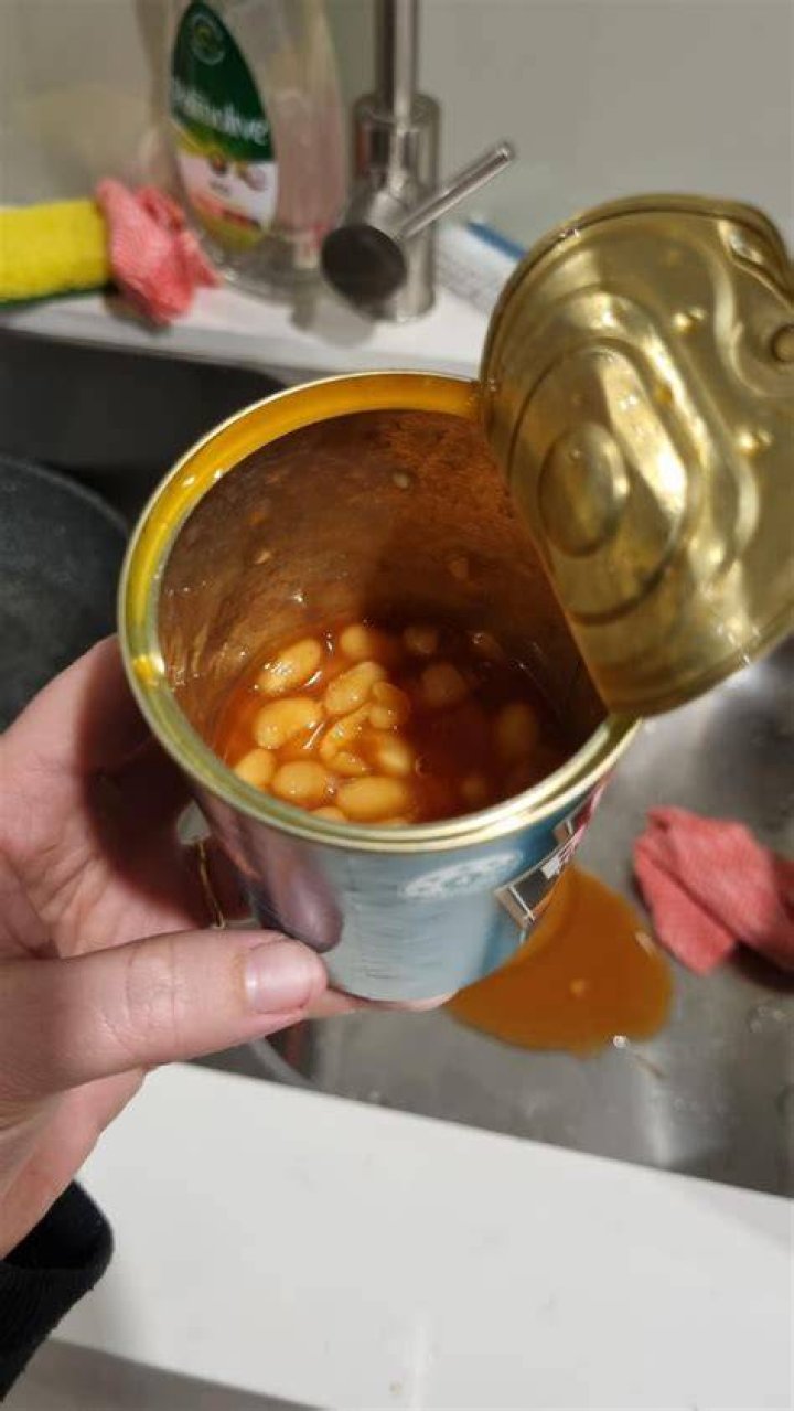 What can happen if the amount of tin is not correct?