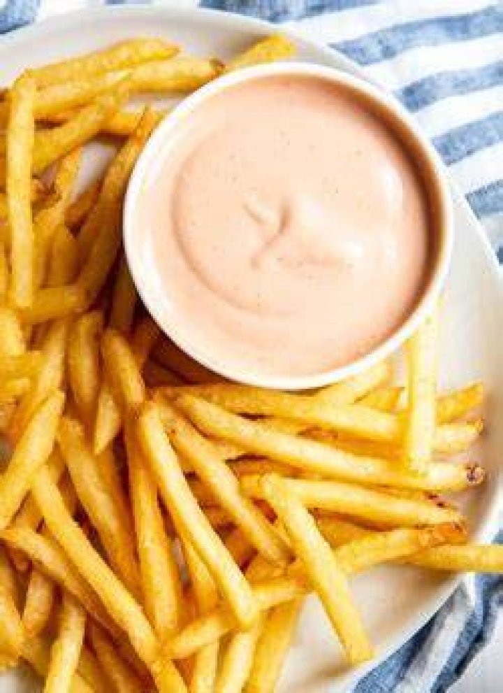 What can you dip fries in besides ketchup?