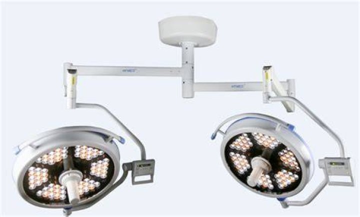 What Colour are operating theatre lights?