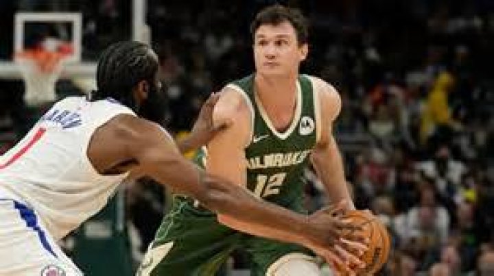 What country is Gallinari from?