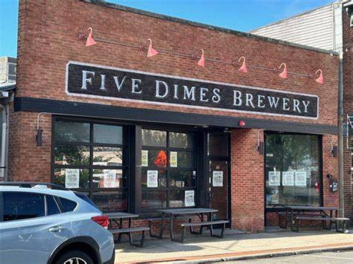 What did five and dimes sell?