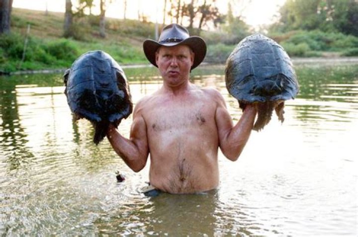 What did turtleman die of?