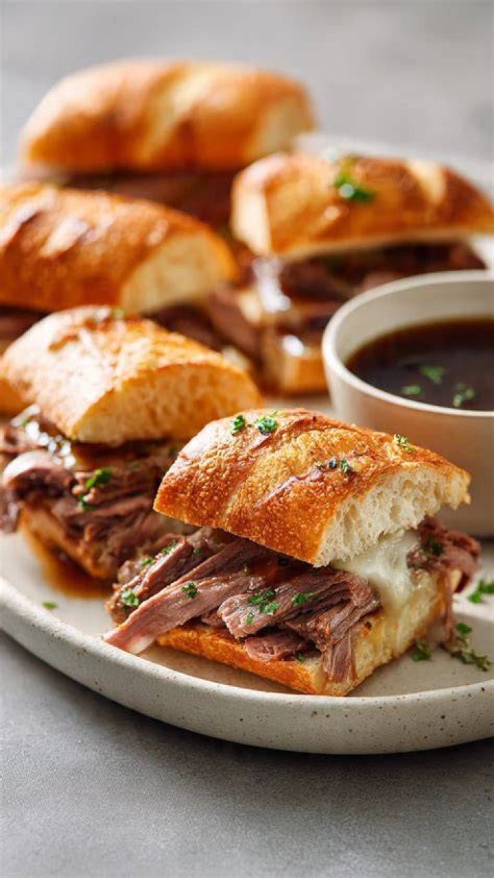 What do you eat with French dip sandwiches?