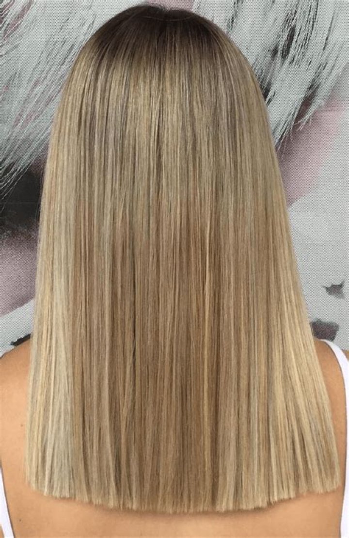 What does blunt haircut mean?