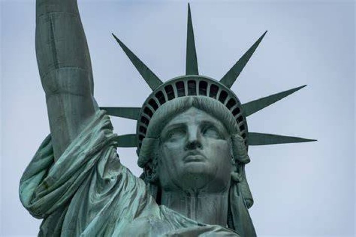 What does the Statue of Liberty represent in politics?
