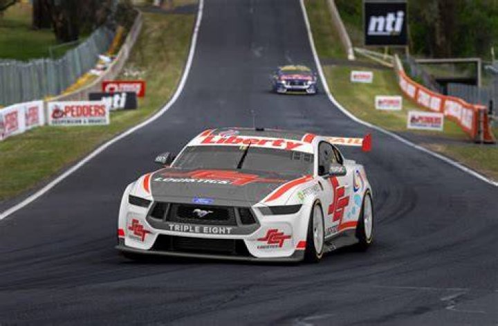 What fuel do V8 Supercars use?