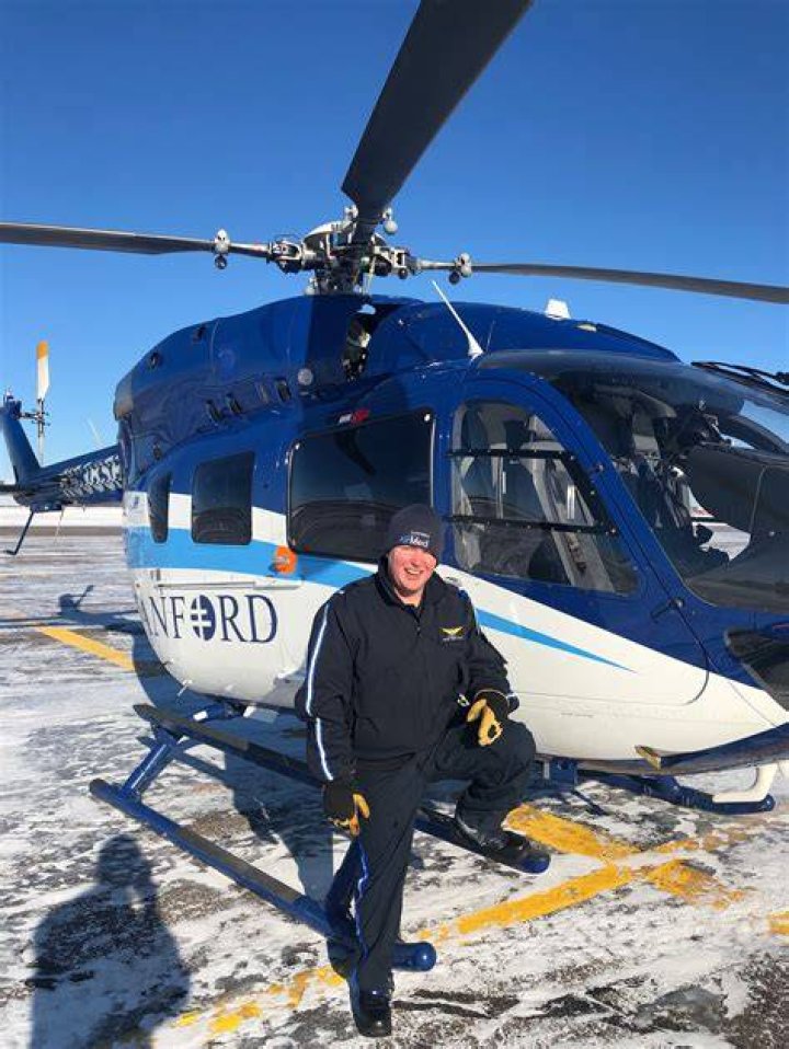 What helicopter pilot jobs pay the most?