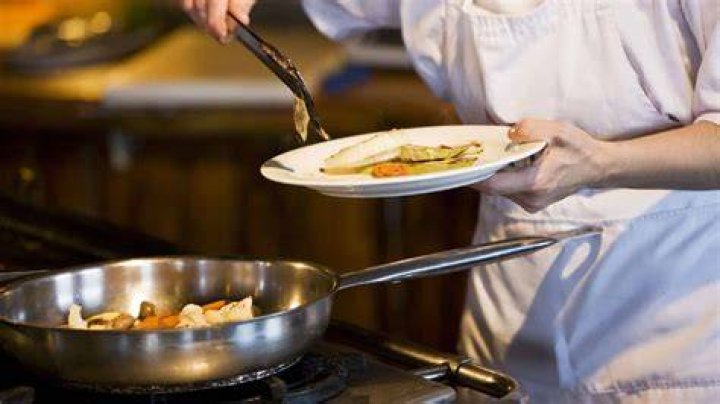 What is a personal chef service?