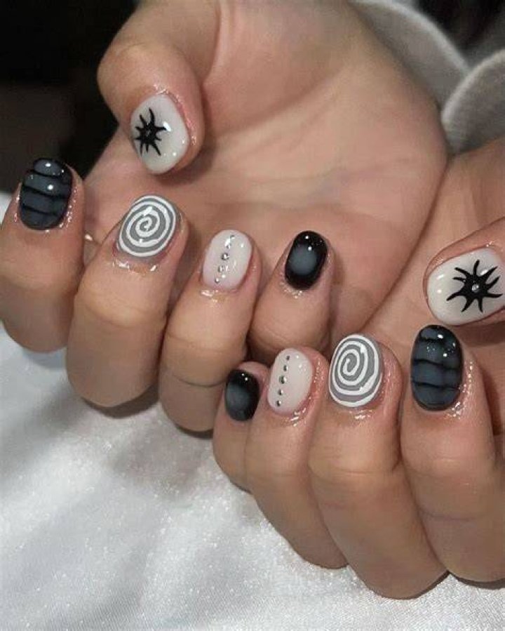 What is an alternative to gel nails?