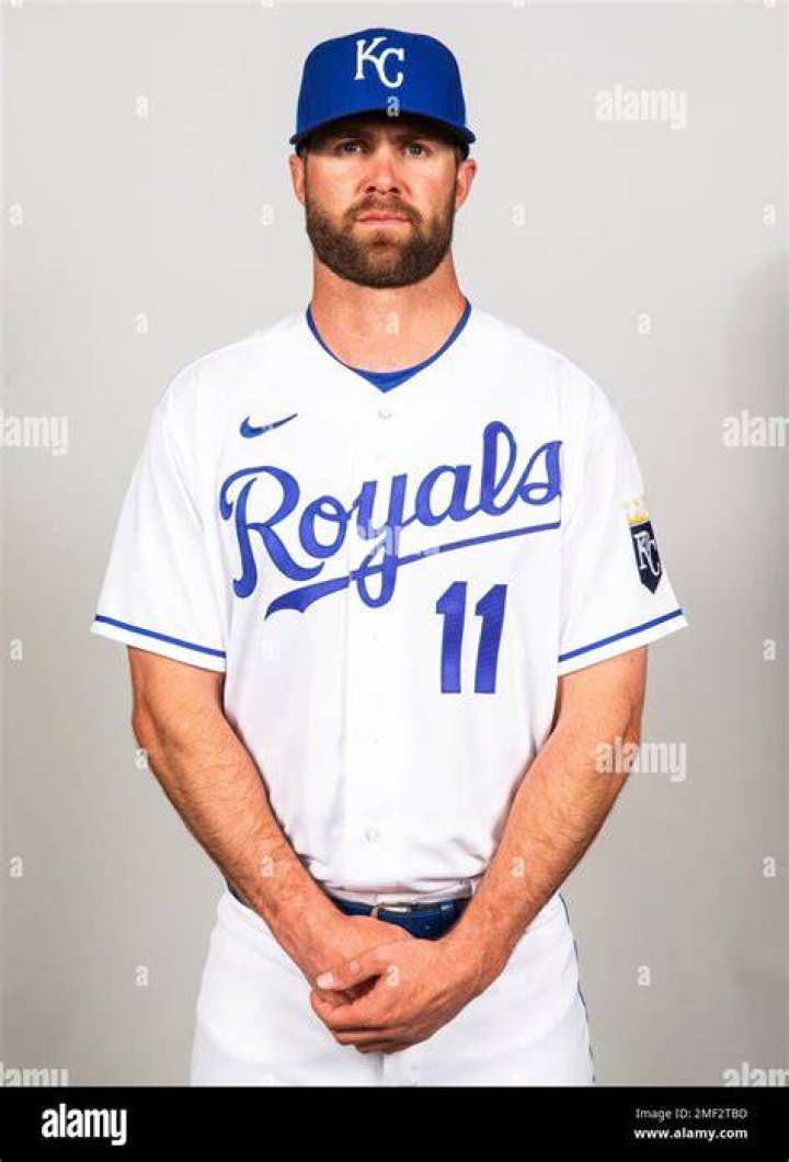 What is Bubba Starling salary?
