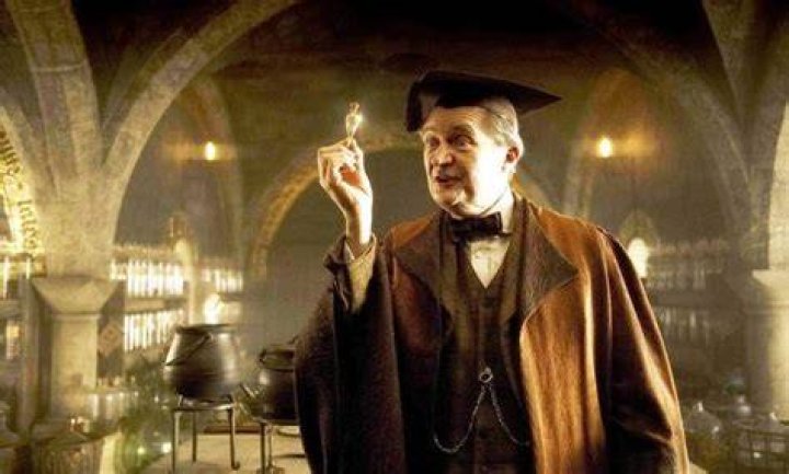 What is Professor Slughorn's Favourite treat?