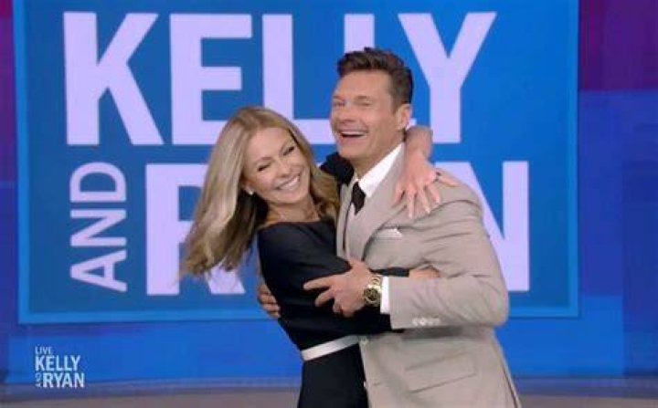What is Ryan Seacrest salary on Live with Kelly?
