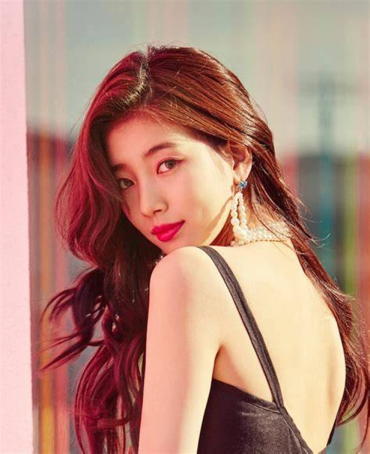 What is Suzy real name?