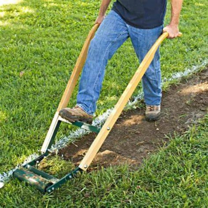 What is the best hand tool to remove sod?