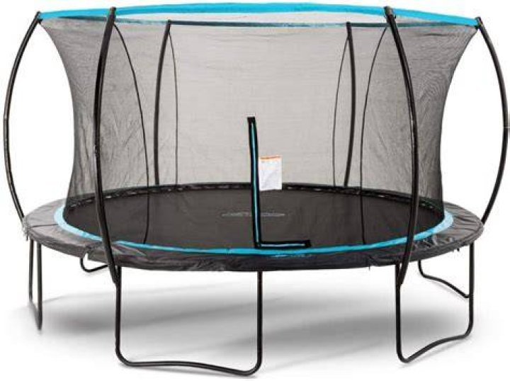 What is the diameter of a 14 foot trampoline?