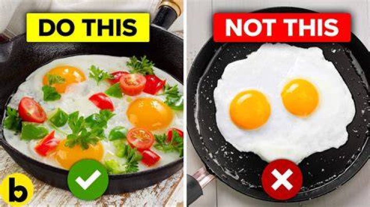 What is the healthiest oil to cook eggs with?
