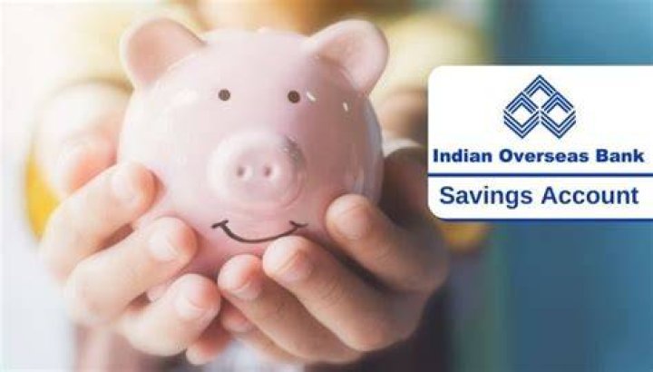 What is the interest rate for saving account in IOB?