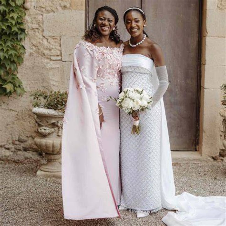 What is the mother of the bride called?