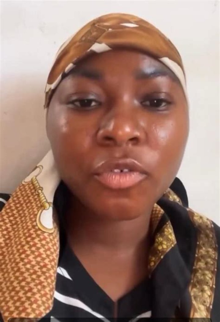 What is the salary for being a actress?