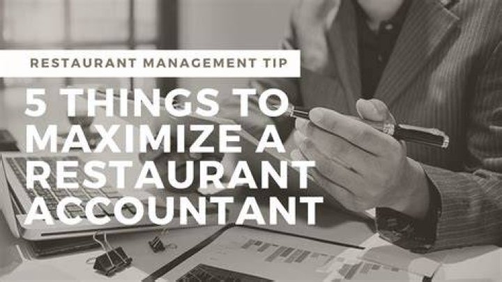 What is the work of an accountant in a restaurant?