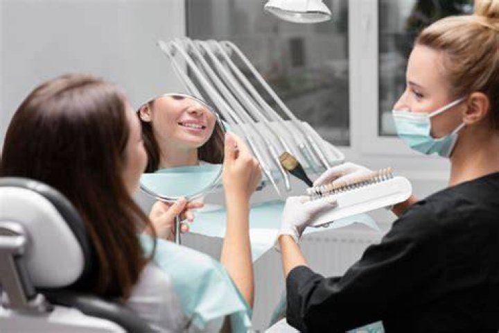 What kind of surgeries do periodontists do?