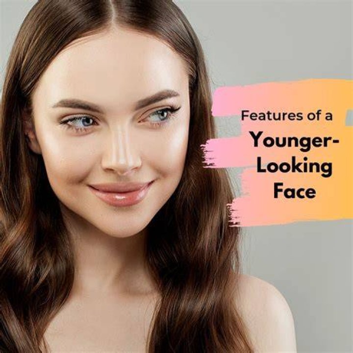 What makes a face look youthful?