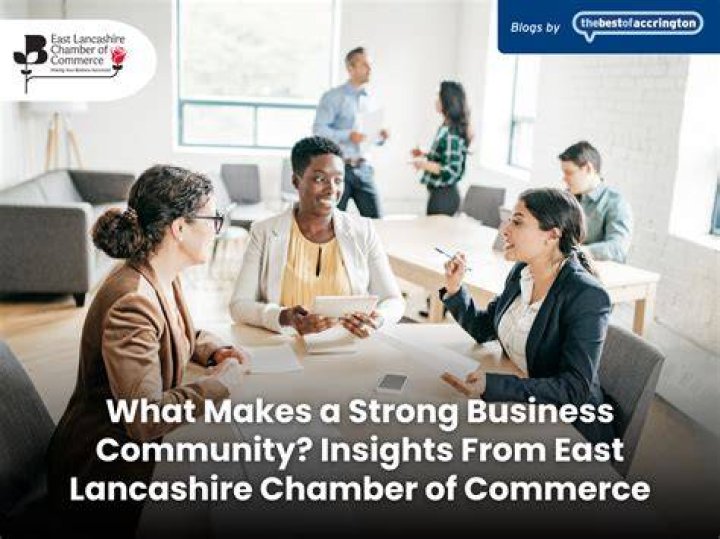 What makes up the chamber of commerce?