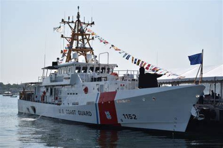 What rank commands a Coast Guard cutter?