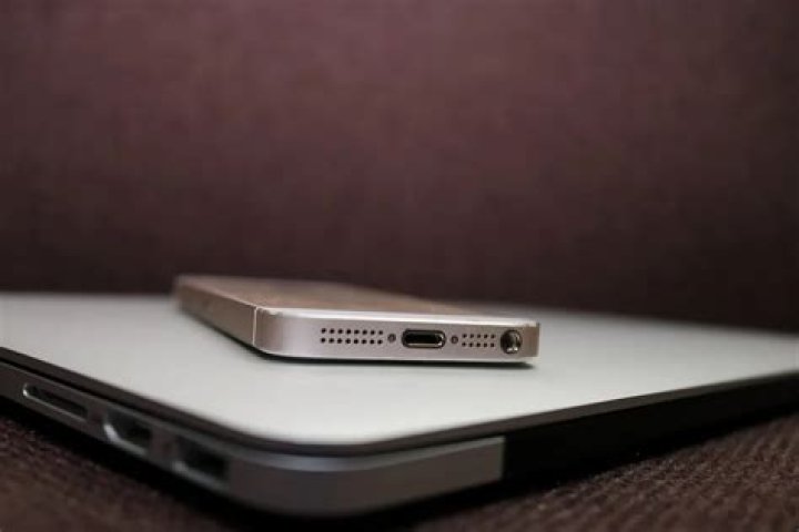 What should you do with your old phone?
