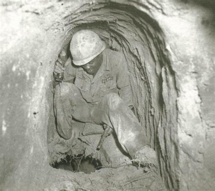 What was the life expectancy of a tunnel rat in Vietnam?