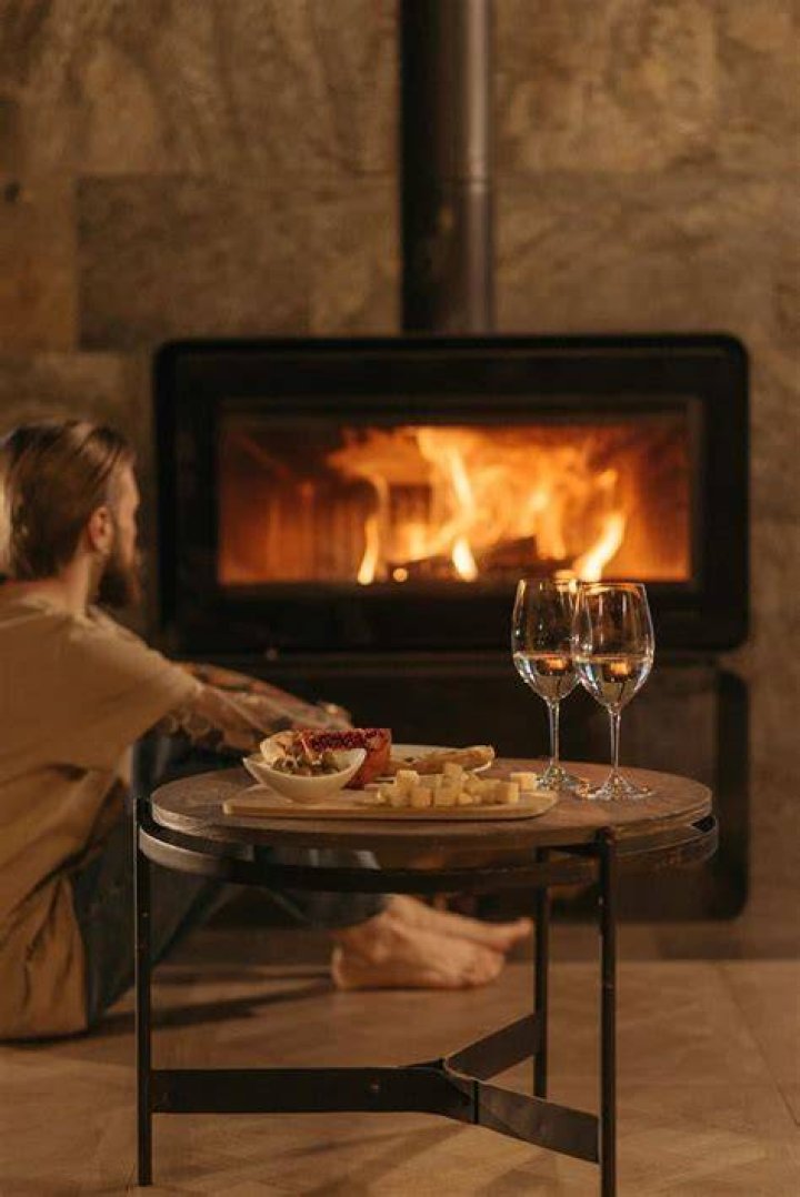 What wood should you not cook with?