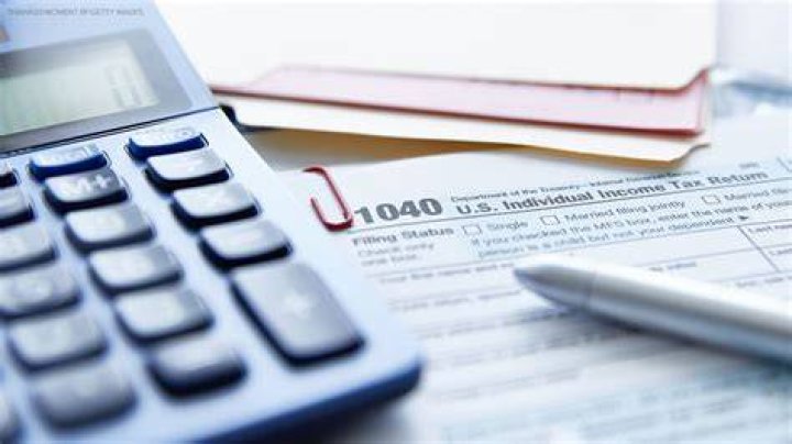 When did the IRS start accepting tax returns?