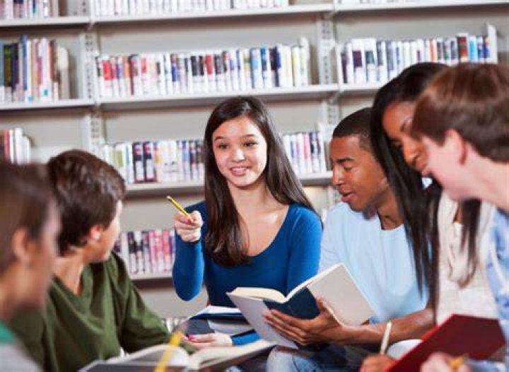 Where can students sell their books?