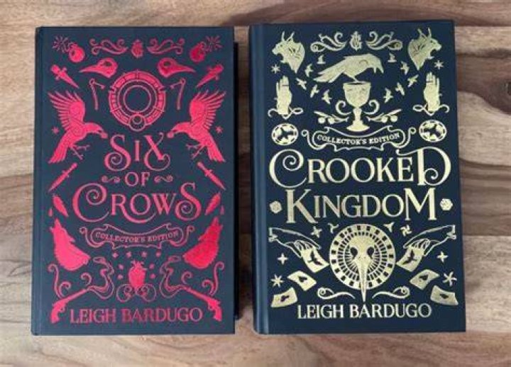 Which comes first Crooked Kingdom or Six of Crows?