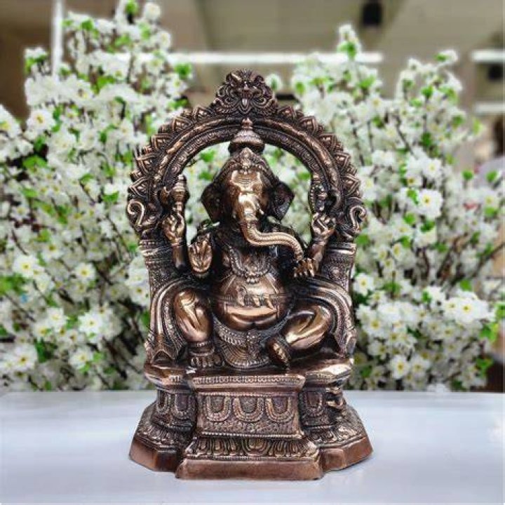 Which God statue is good for home?