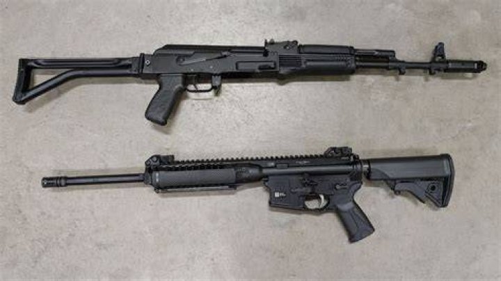 Which is better INSAS vs ak47?
