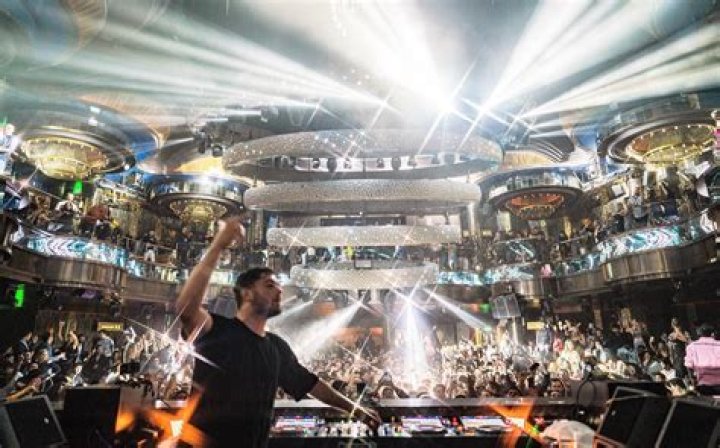 Which is the biggest night club?