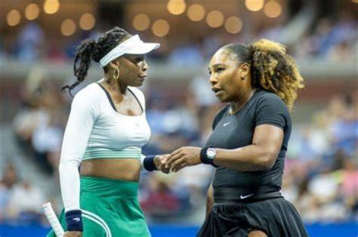 Which Williams girl has Sjogren's?
