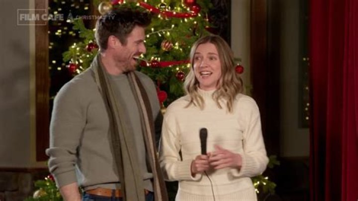 Who is Aaron coupled up with?