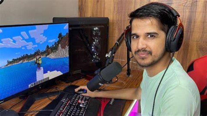 Who is Desi Gamer?