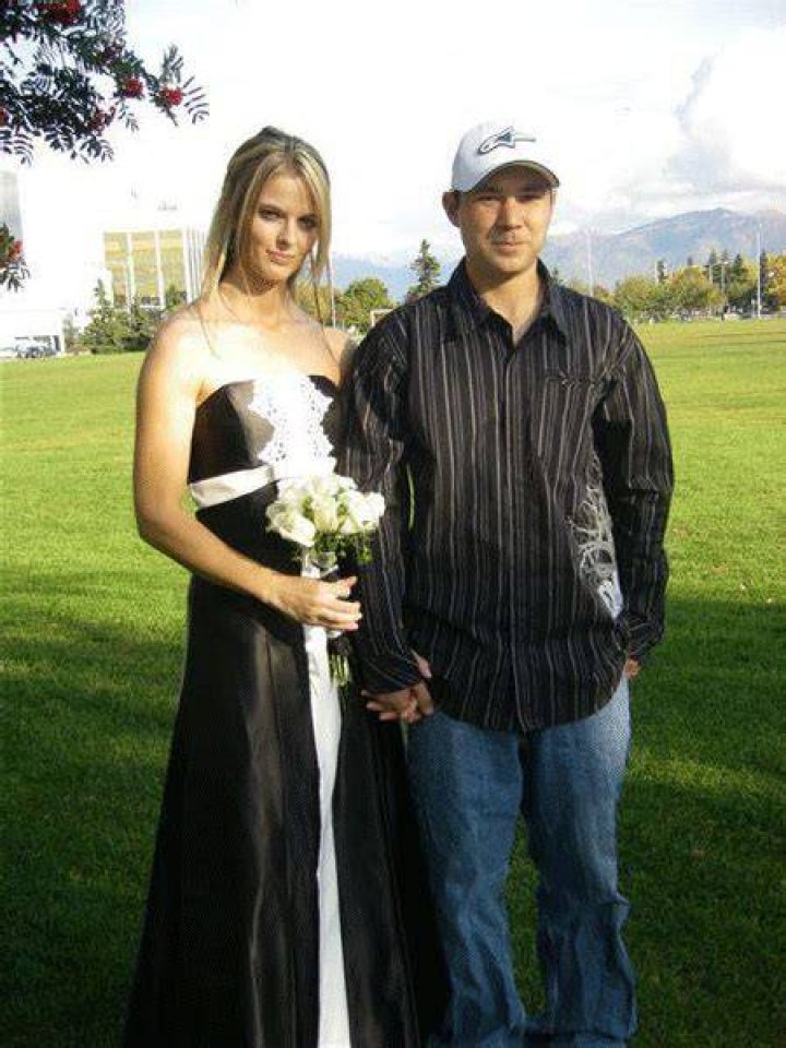 Who is Lisa Kelly husband?