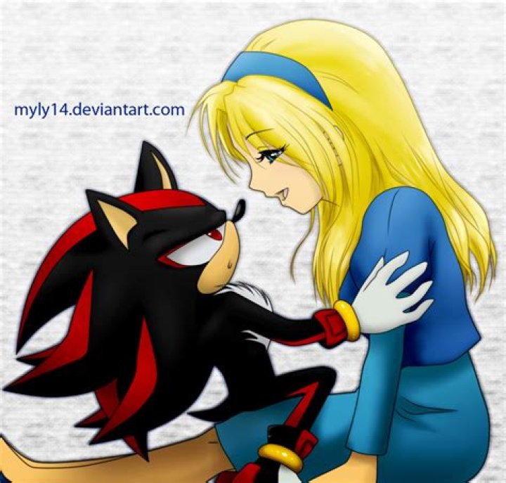 Who is Shadow's girlfriend in Sonic?