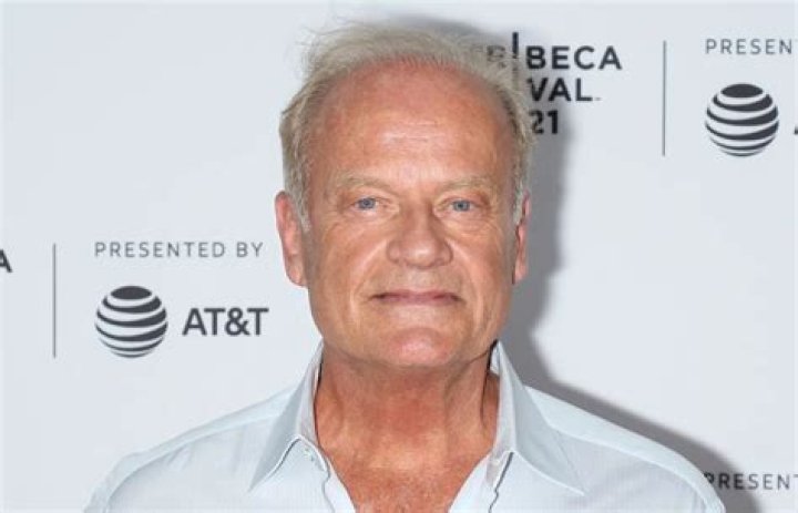 Who is the richest cast member of Cheers?