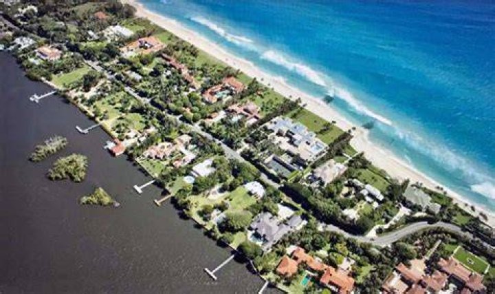 Who lives on Billionaires beach?