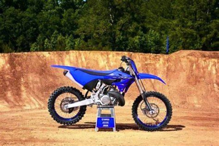 Who makes the best 2-stroke dirt bike?