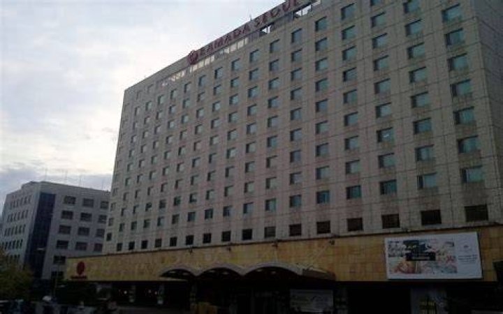 Who owns Ramada Inn?